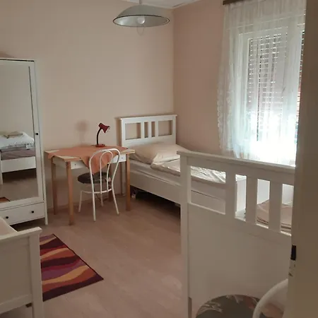 Holiday home Balatonvilagosi Haz A Parton